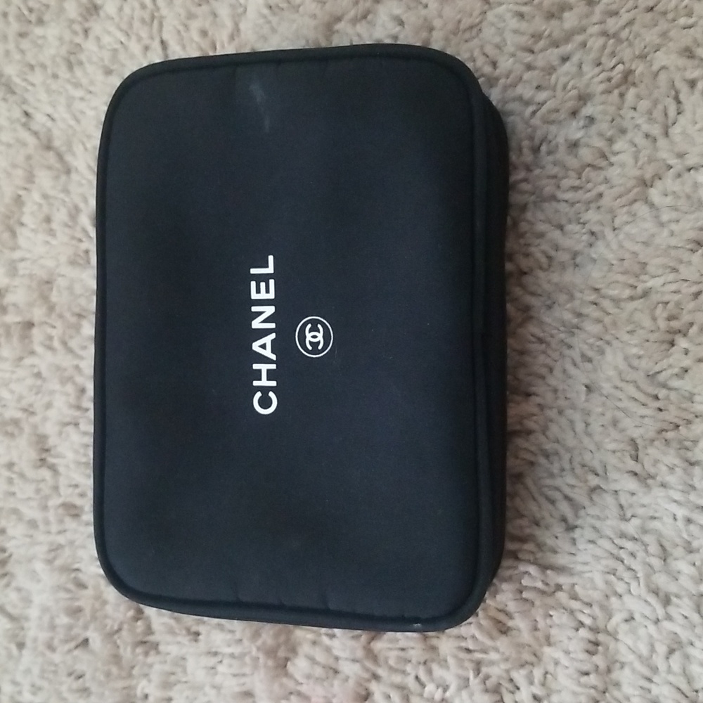 Chanel cosmetics pouch